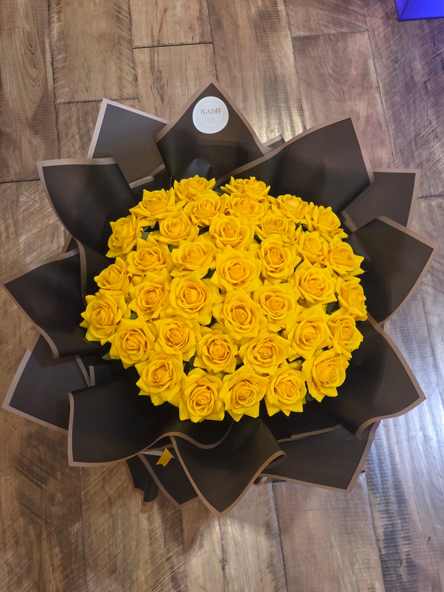 Big Round Yellow in Black