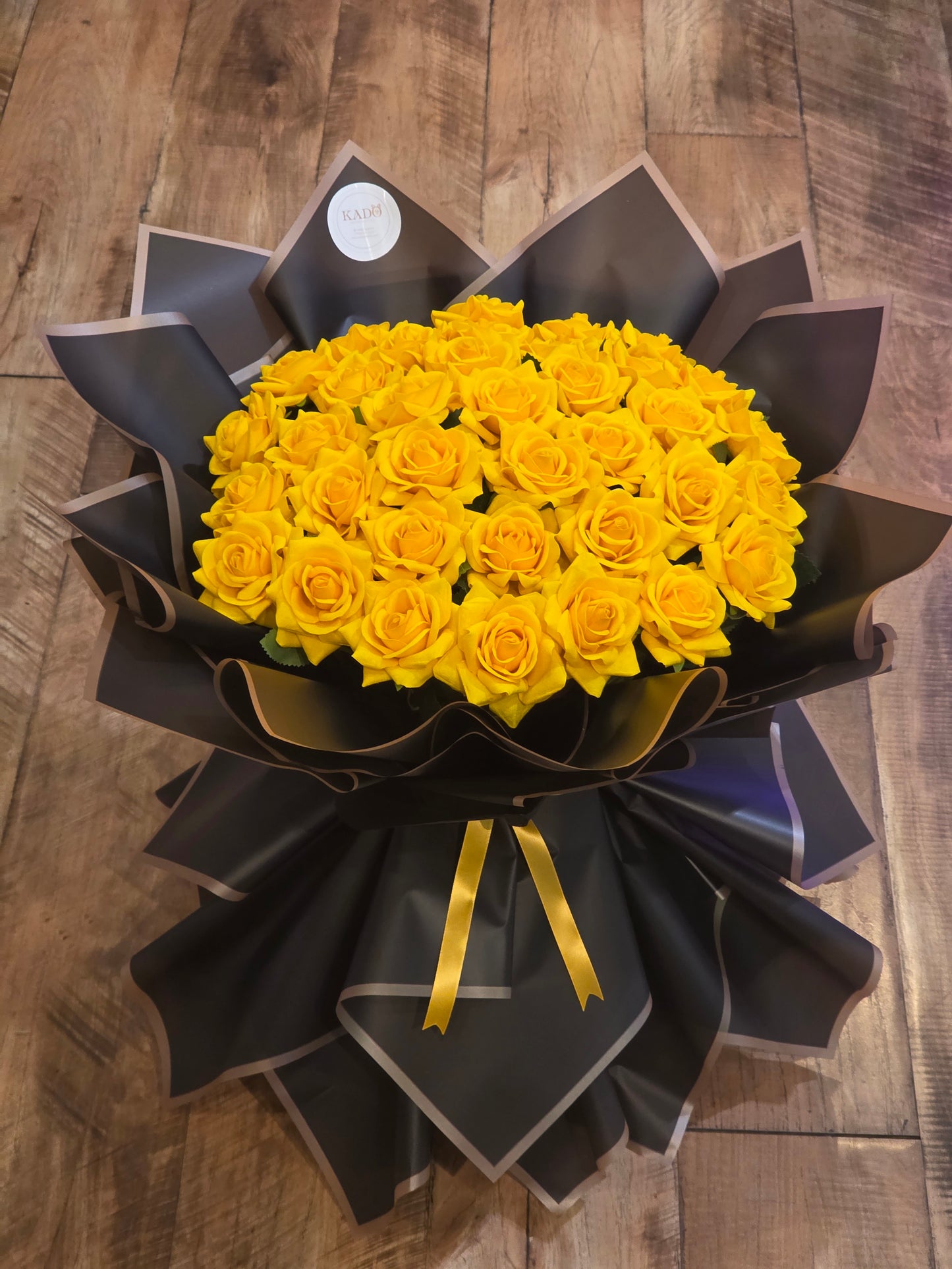 Big Round Yellow in Black