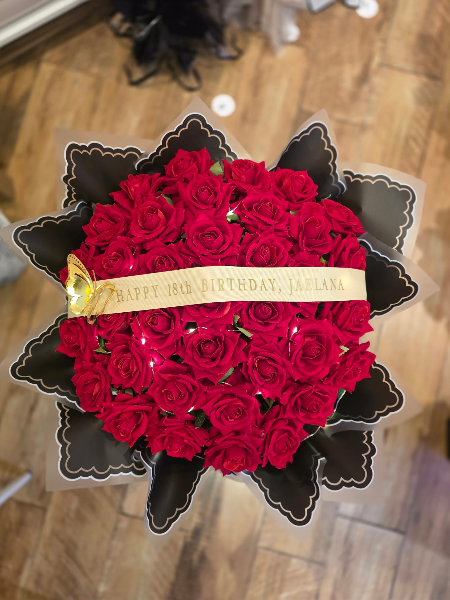 Round Red Ribbon Light